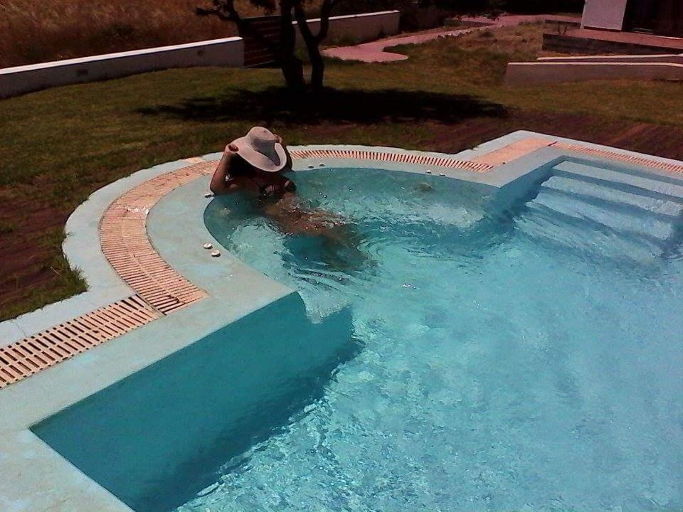Cristelia Seafront & Pool Villa ลาคาเนีย ภายนอก รูปภาพ